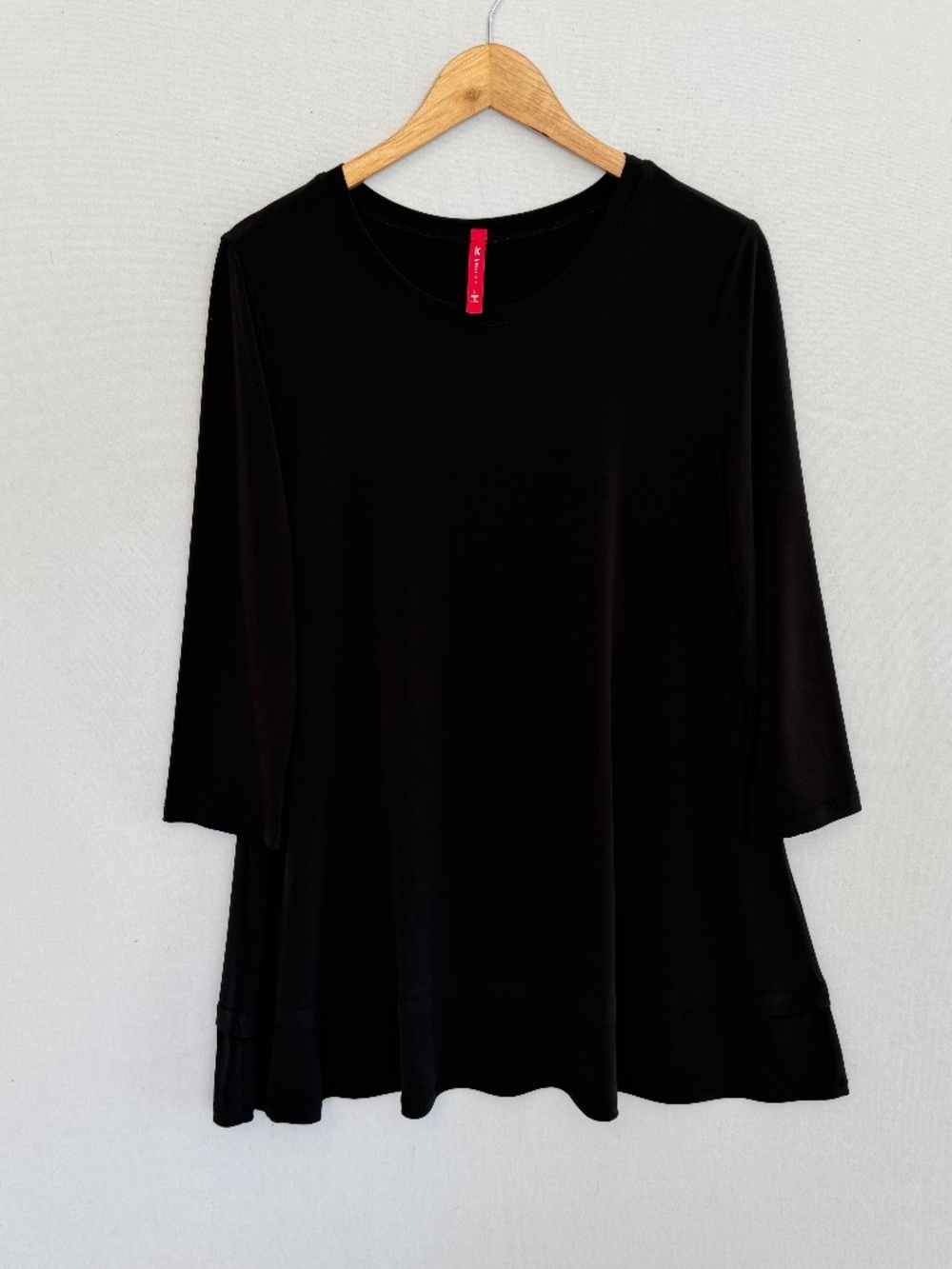IC BY CONNIE K Women’s Large Black A-line Tunic Top